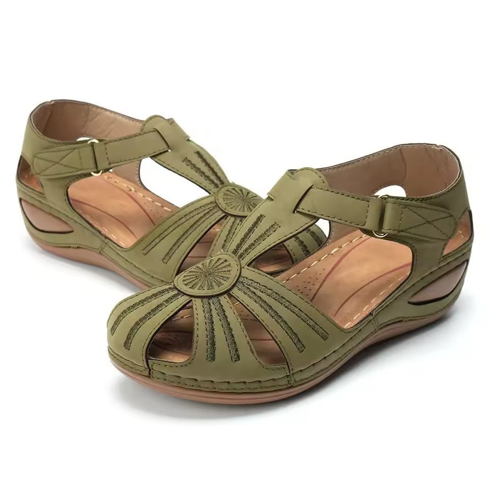 Adjustable Closed-Heel Sandals for Women - Ideal for Everyday Wear